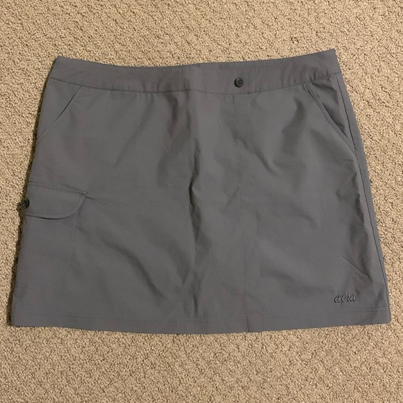 Women’s Avia Grey Skort - Picture 1 of 3